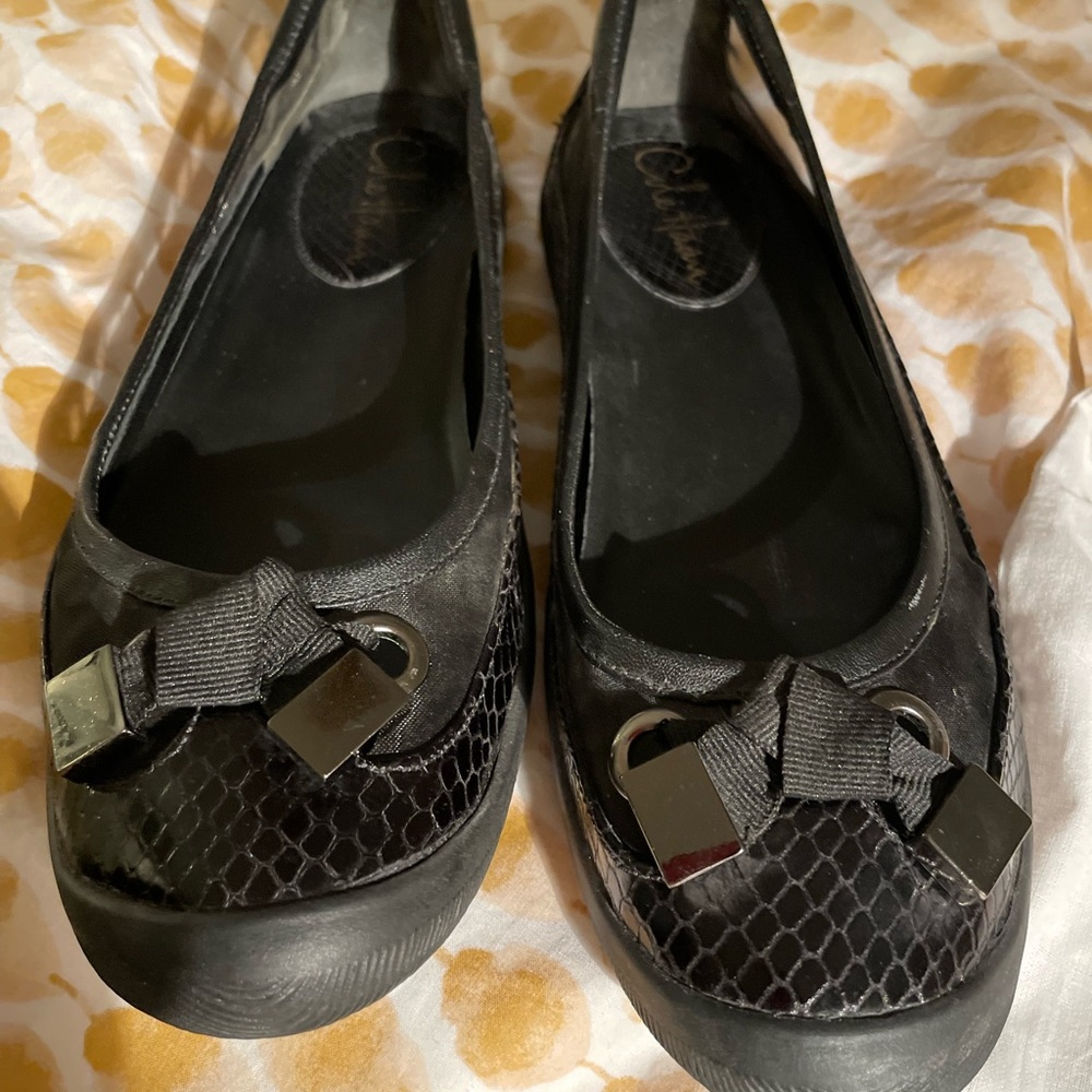 Cole Haan flats. Black mesh with leather trim. Size 6.